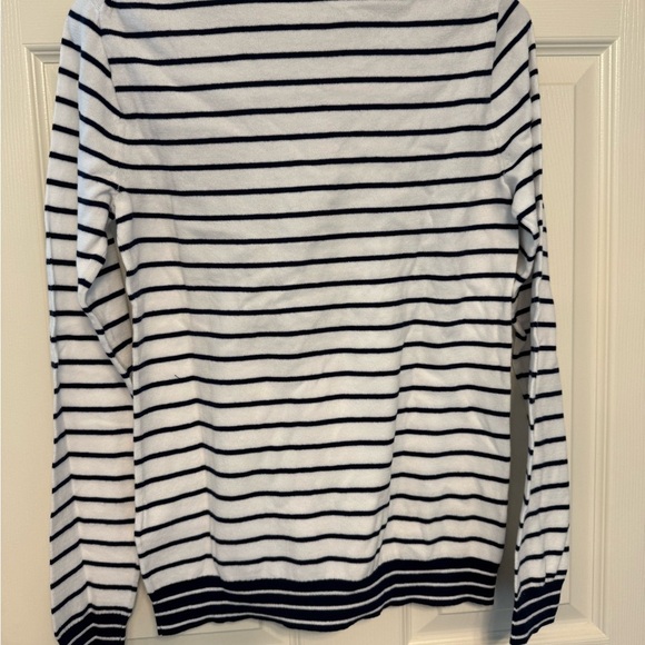 New - J Crew pull over sweater - Picture 5 of 6